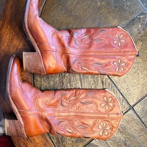 Dingo Cowboy Boots. Vintage. Pitched 1980.
